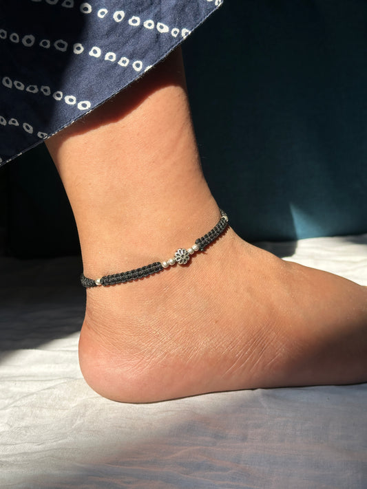 Thread Anklet