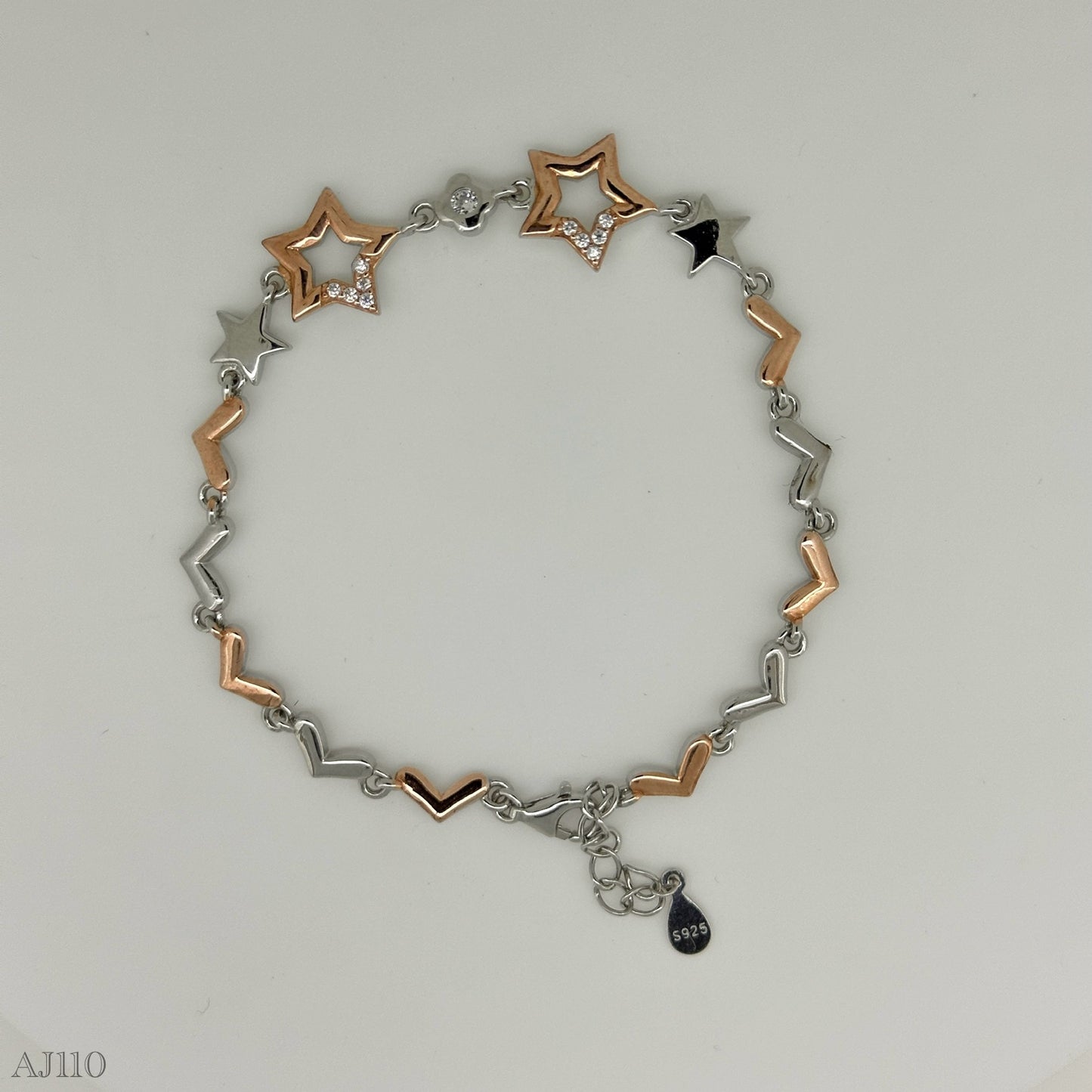 Star bracelet with dual tone